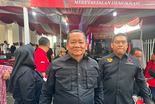 rapidin_simbolon_tegaskan_dukungan_pdi_perjuangan_untuk_masinton_pasaribu_hadapi_dinamika_di_tapteng