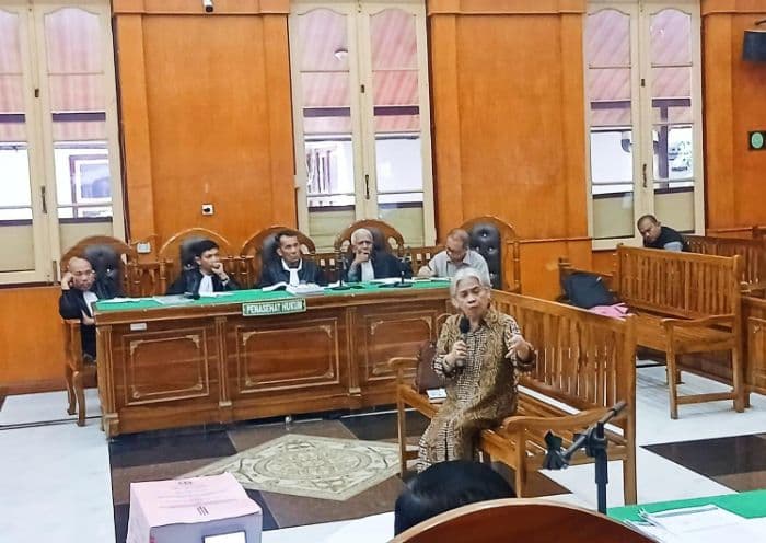 sidang_inalum_ahli_sebut_lazim_perubahan_mekanisme_pembayaran_di_kontrak_bisnis