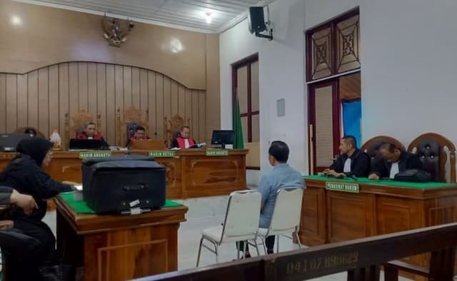 divonis_20_bulan_penjara_jaksa_siap_banding_jika_zumri_ajukan_upaya_hukum