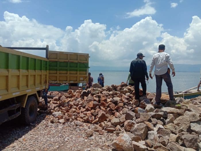 dlh_toba_tambang_batu_siregar_aek_nalas_ilegal_jika_tetap_beroperasi