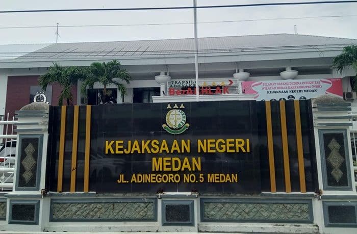 kejari_medan_masih_pikirpikir_soal_vonis_bebas_dua_terdakwa_korupsi_mff