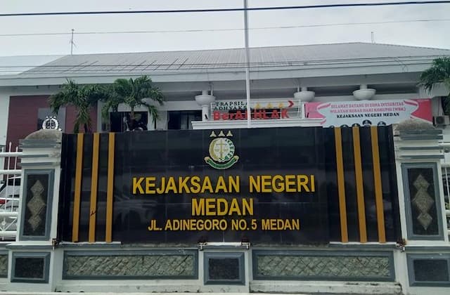 kejari_medan_masih_pikirpikir_soal_vonis_bebas_dua_terdakwa_korupsi_mff
