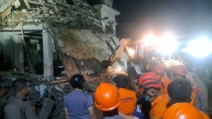 praktisi_hukum_soroti_penundaan_informasi_kasus_ledakan_grand_polonia