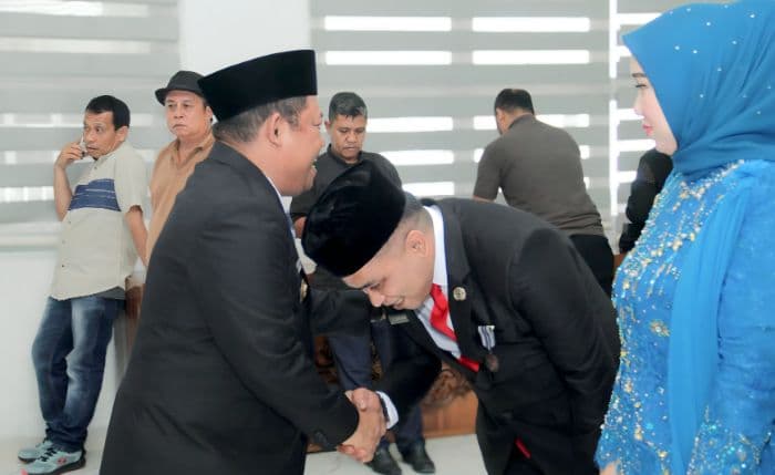 wabup_labuhanbatu_lantik_empat_pejabat_eselon_ii_ini_pesannya_