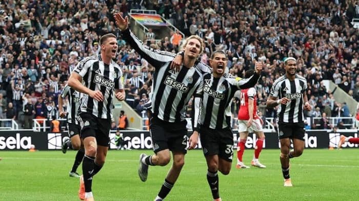newcastle_vs_arsenal_gol_woltemade_dan_kontroversi_var_warnai_babak_pertama_di_st_james_park