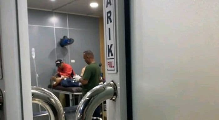 honda_cbr_tabrak_belakang_pikap_di_batu_bara_pengendara_luka_parah