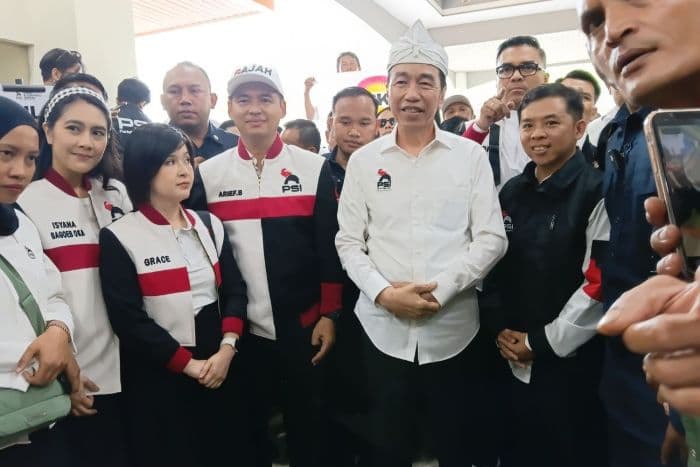 jokowi_resmi_gabung_psi_pengamat_belum_tentu_bikin_partai_lolos_ke_senayan