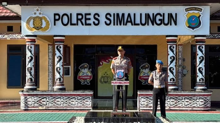 kapolres_simalungun_minta_personel_siaga_hadapi_potensi_banjir_dan_longsor