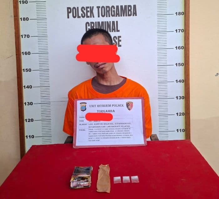 pria_26_tahun_ditangkap_di_torgamba_17_gram_sabu_disita