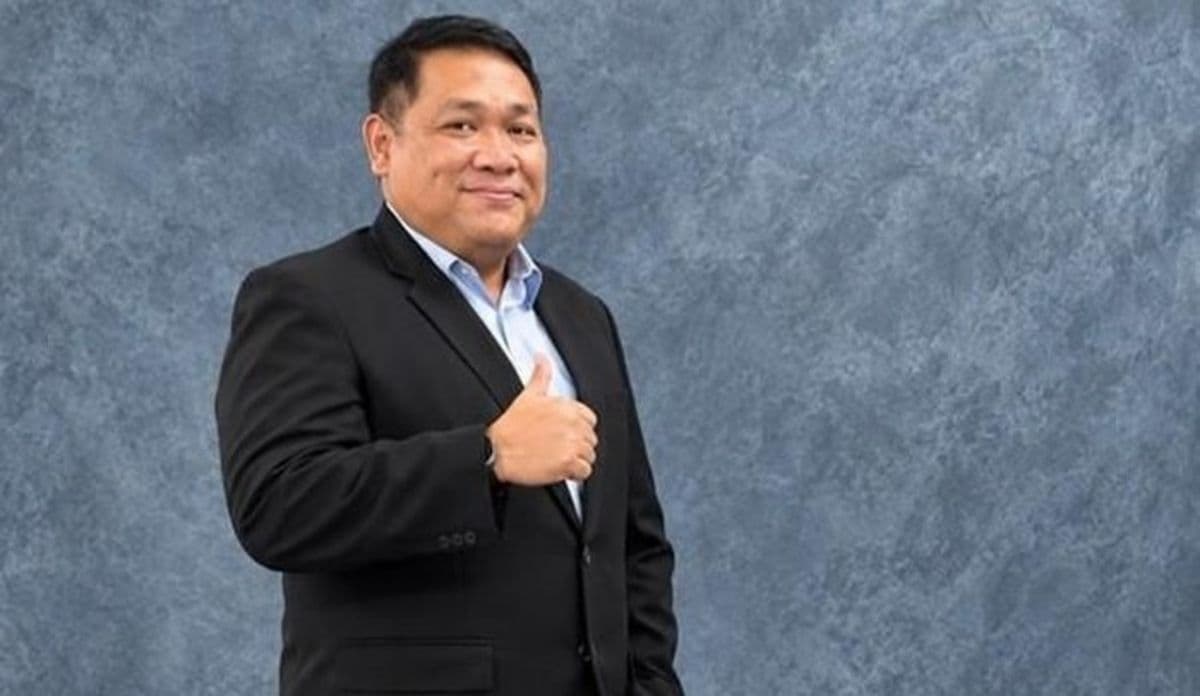 kembangkan_lampu_jalan_berbasis_ai_dosen_unesa_masuk_daftar_2_ilmuwan_teratas_dunia_