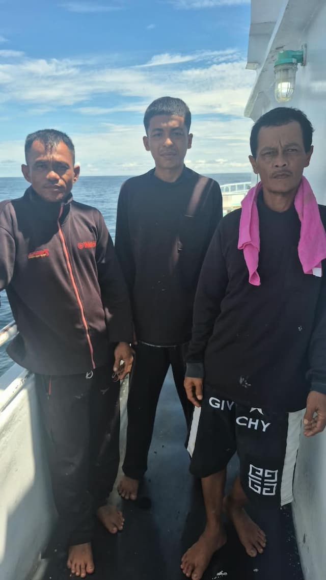 km_el_rayyan_tenggelam_usai_tabrakan_dengan_kapal_taiwan_di_selat_malaka_3_abk_selamat