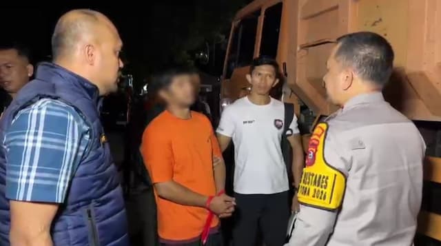 polisi_ungkap_penyalahgunaan_solar_subsidi_truk_dimodifikasi_tampung_500_kg