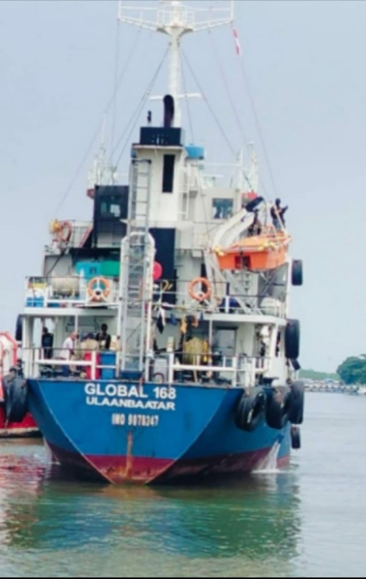 tersangka_kasus_dugaan_penyelundupan_116_ton_ketamin_mt_global_168_dibawa_ke_jakarta