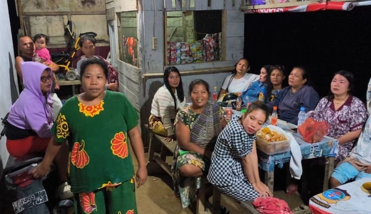 video_polemik_kafe_di_sihaporas_nauli_viral_pedagang_mengaku_penjualan_menurun