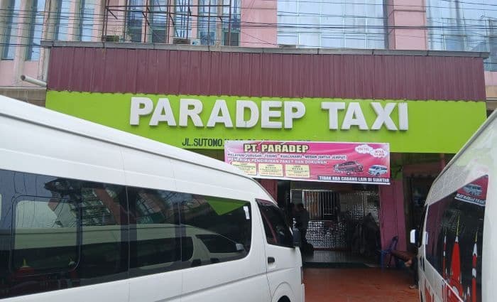 banjir_di_sumut_bus_paradep_masih_beroperasi_antar_penumpang_ke_bandara_kualanamu