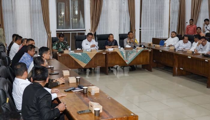 cuaca_ekstrem_mengancam_wali_kota_siantar_instruksikan_aktivasi_posko_siaga_bencana_di_semua_kecamatan