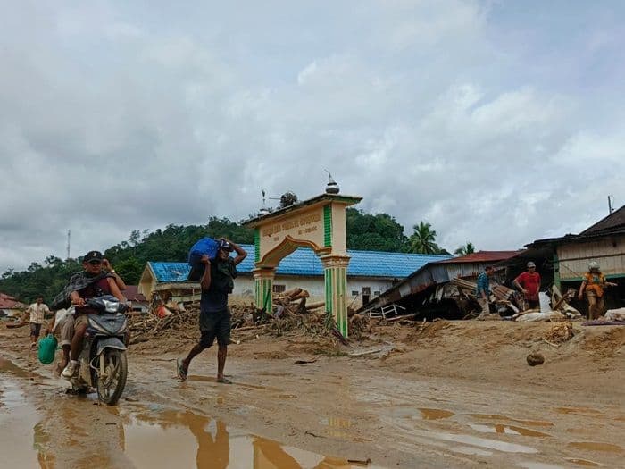 kakanwil_kemenag_sumut_minta_pendataan_menyeluruh_asn_dan_sarpras_terdampak_banjir