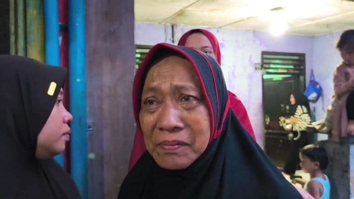 kepergian_korban_pembunuhan_suaminya_di_medan_helvetia_masih_menyisakan_duka_bagi_keluarga