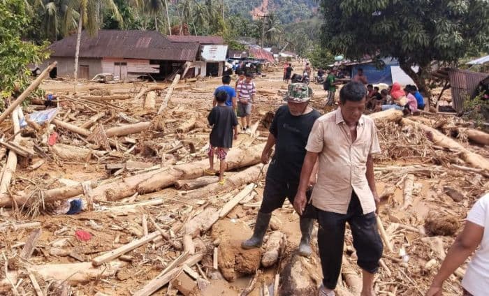 kerugian_sementara_infrastruktur_pasca_bencana_di_tapteng_capai_rp54_triliun