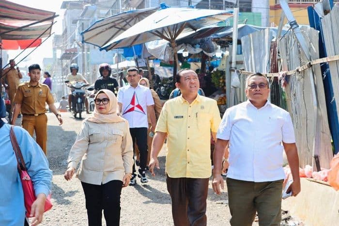 dprd_binjai_sidak_pasar_tavip_pedagang_keluhkan_tak_kebagian_lapak