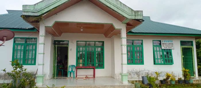 petugas_nakes_di_dairi_banyak_kosong_bupati_vickner_sinaga_malah_terima_penghargaan_uhc_award_2026