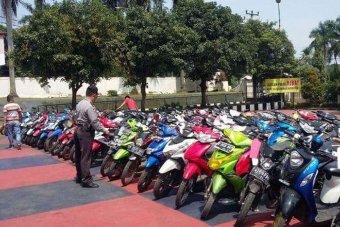 ingin_mudik_warga_siantar_bisa_titip_kendaraan_di_kantor_polisi