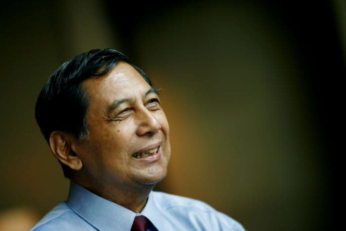 juwono_sudarsono_dimakamkan_di_samping_pusara_agus_widjojo