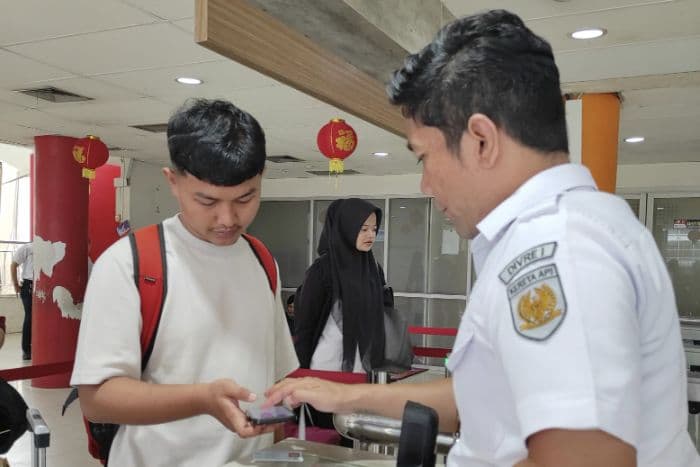 puncak_arus_balik_di_sumut_tembus_10484_penumpang_kai_divre_i_catat_kenaikan_2_persen