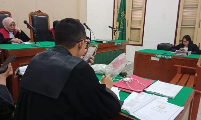dua_nelayan_asal_aceh_jadi_kurir_kokain_1_kg_dituntut_16_tahun_di_pn_medan