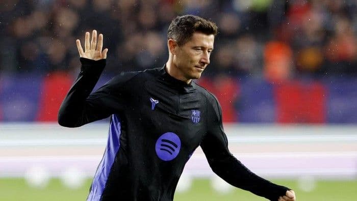 robert_lewandowski_sepakat_gabung_chicago_fire_siap_merumput_di_mls