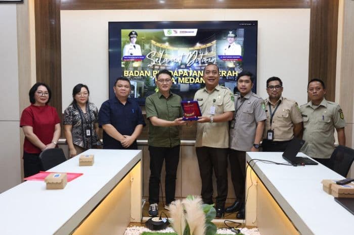 tertarik_qresto_bapenda_kota_manado_belajar_sistem_pajak_digital_ke_medan