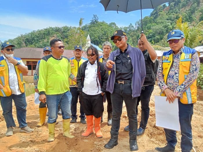 menteri_pu_akui_ada_kelalaian_tangani_banjir_sipange_tapteng_percepat_perbaikan_aliran_sungai