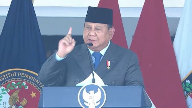 prabowo_lantik_1204_pamong_praja_muda_ipdn_2026_ini_10_lulusan_terbaik