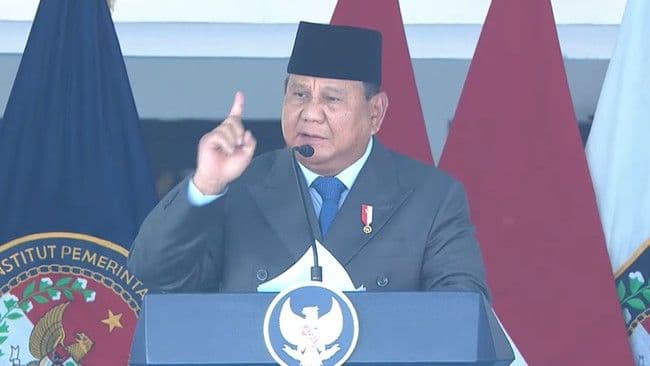 prabowo_lantik_1204_pamong_praja_muda_ipdn_2026_ini_10_lulusan_terbaik
