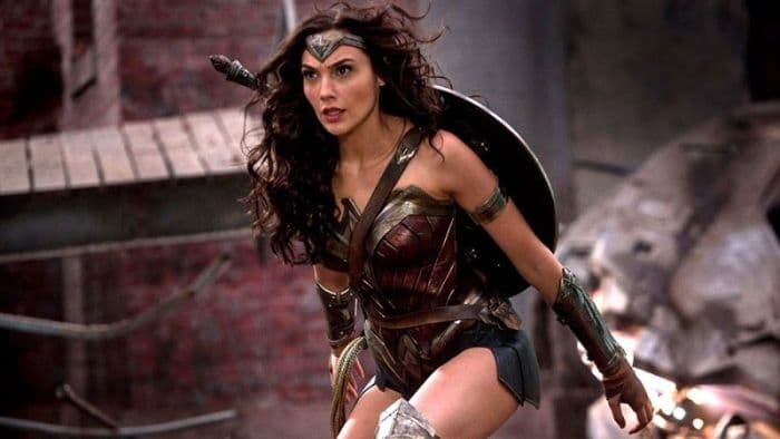 gal_gadot_pastikan_tak_kembali_jadi_wonder_woman_di_era_baru_dcu