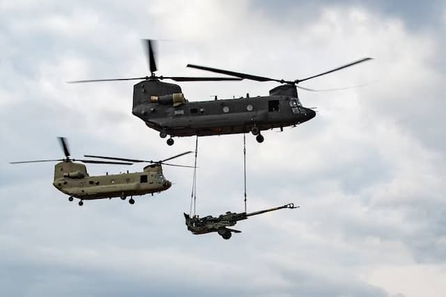 jepang_kerahkan_helikopter_jsdf_untuk_atasi_karhutla_di_indonesia