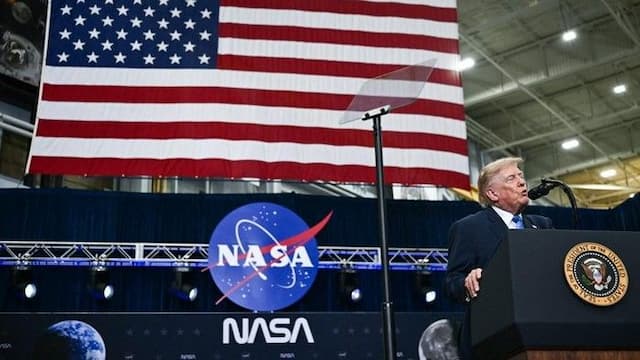 trump_bentuk_akademi_luar_angkasa_as_siapkan_sdm_hadapi_china