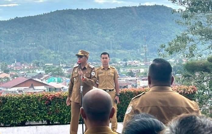 jelang_hari_jadi_ke80_bupati_taput_instruksikan_kesiapan_hadapi_musim_hujan