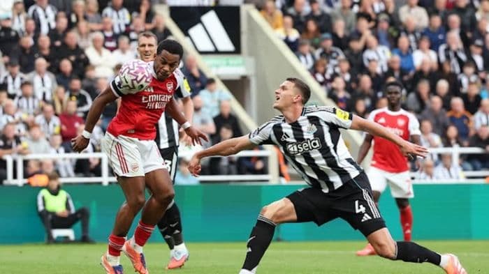 newcastle_vs_arsenal_the_gunners_comeback_menang_21_di_st_james_park