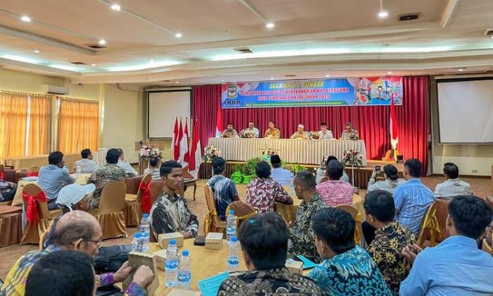 sekda_junaedi_ajak_warga_pematangsiantar_rawat_keberagaman_lewat_dialog_kerukunan