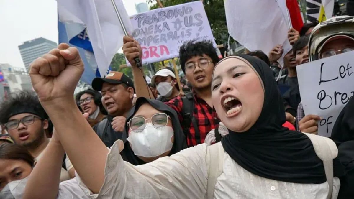 mahasiswa_kembali_demo_tuntut_perbaikan_tata_kelola_negara