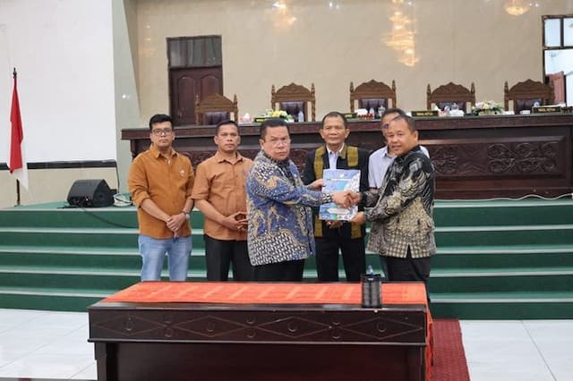 apbd_pematangsiantar_2026_disahkan_belanja_rp102_triliun_disetujui_semua_fraksi