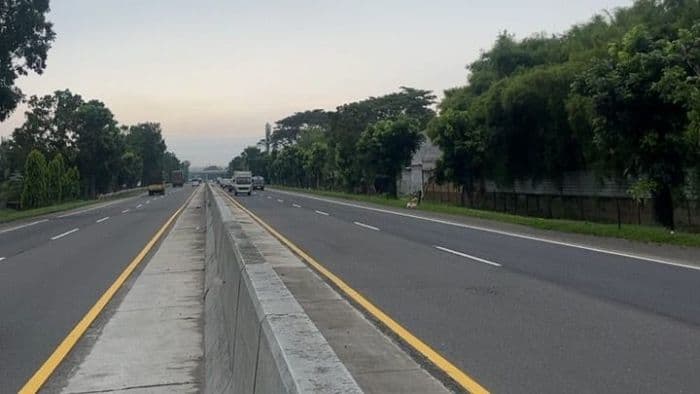 ruas_tol_belmera_kembali_normal_meski_beberapa_titik_masih_tergenang_