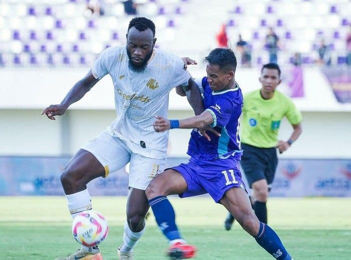 arema_fc_vs_persita_tangerang_singo_edan_wajib_menang_di_kanjuruhan