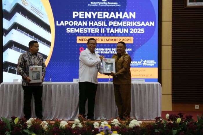 bpk_serahkan_lhp_kinerja_penuntasan_tbc_kepada_pemkab_labuhanbatu