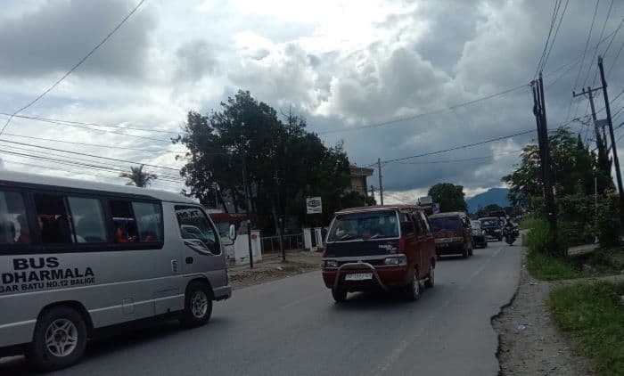 jumlah_kendaraan_di_jalinsum_toba_naik_30_persen_pada_h2_tahun_baru_2026