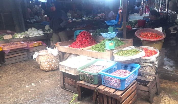 harga_bahan_pokok_di_pasar_tradisional_masih_statis_pengamat_produksi_berkurang_distribusi_terhambat