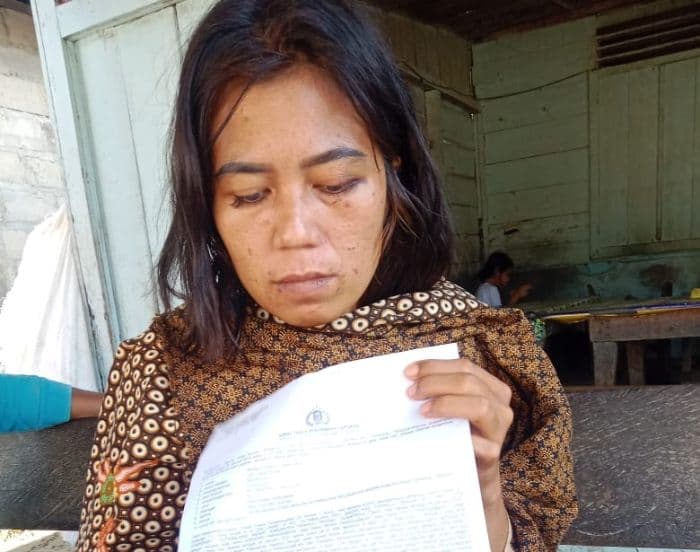 tiga_bersaudara_pengeroyok_seorang_wanita_dilaporkan_ke_polsek_pinangsori
