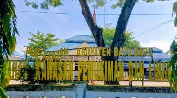 dua_bulan_tak_digaji_260_petugas_kebersihan_batu_bara_tetap_bekerja