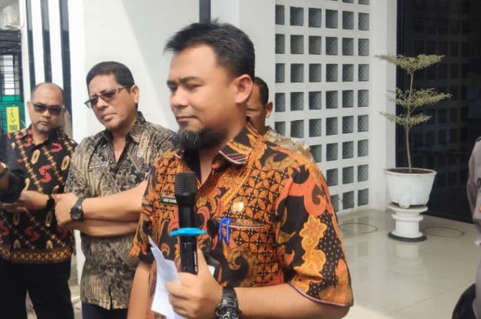 inspektorat_asahan_periksa_pj_kades_dan_staf_disdukcapil_bandar_pasir_mandoge
